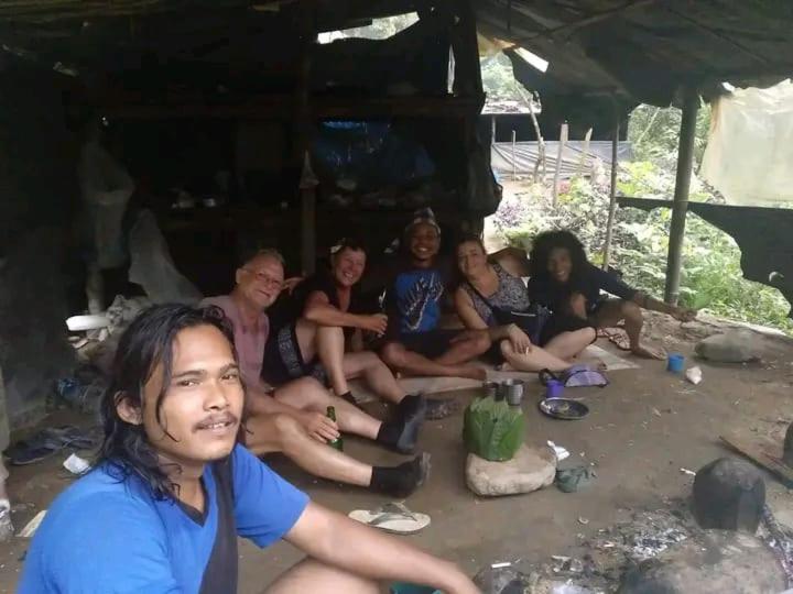 武吉拉旺棕竹山林小屋 外观 照片